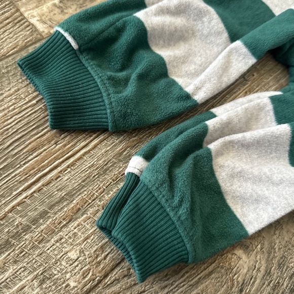 Carter's Baby Boy Cute Ranger Jumpsuit
18Months - Picture 5 of 7